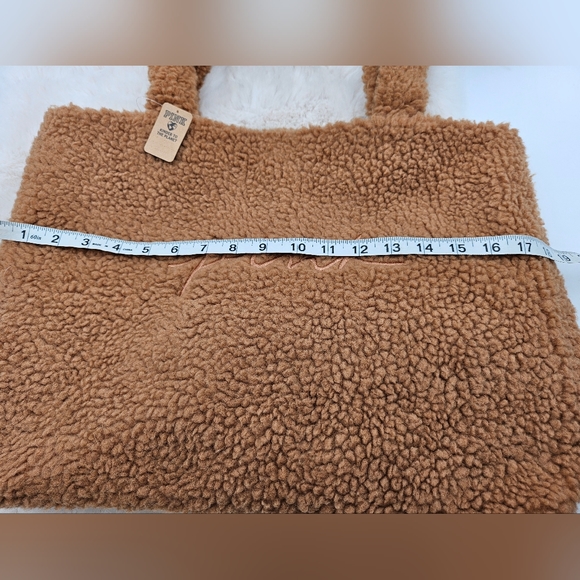 PINK Plush‎ Fleece Sherpa Brown TOTE BAG Snap Closure Victoria secrets bag purse - Picture 11 of 12